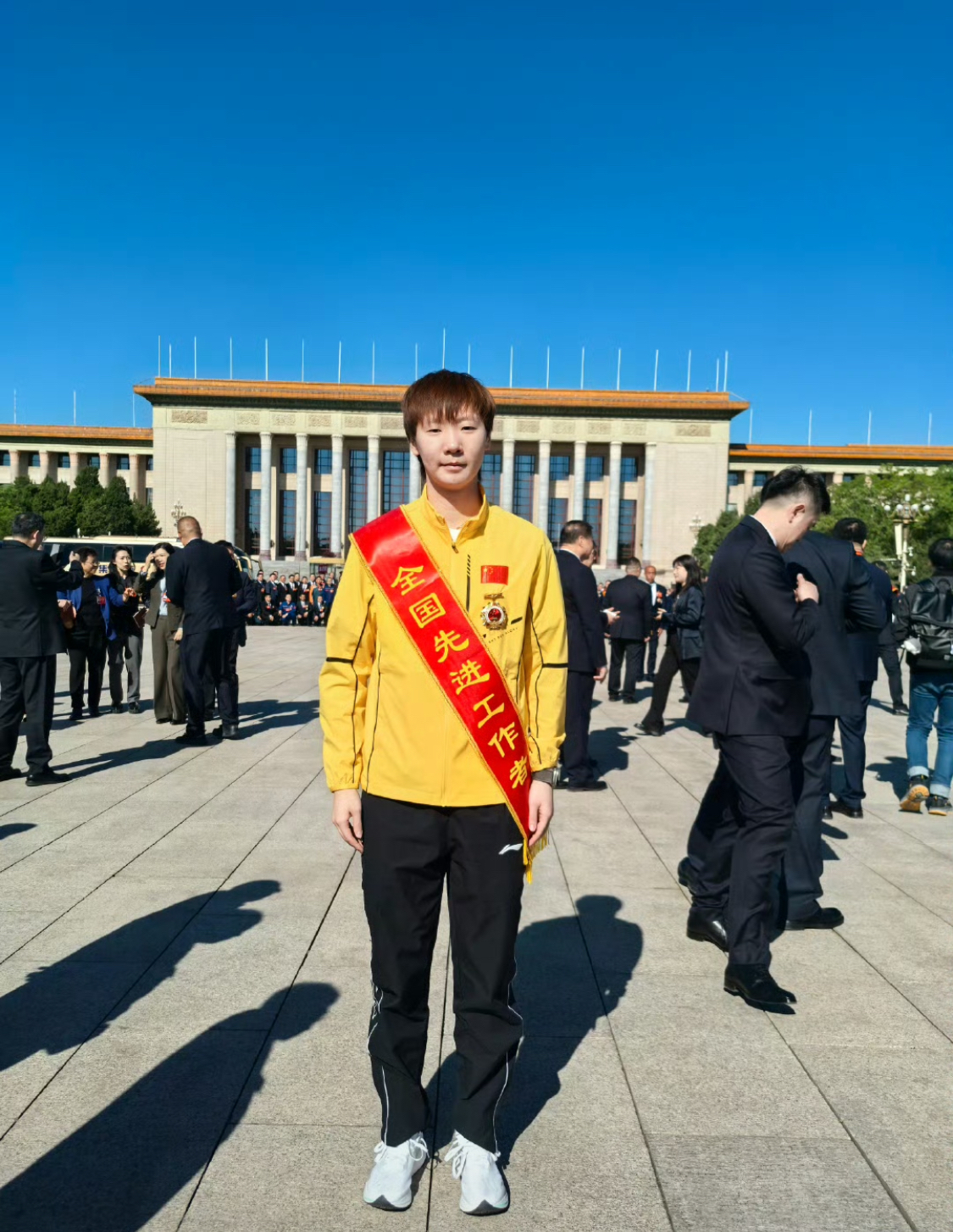 激励豪情澎湃,球员奋勇拼搏 激励豪情澎湃,球员奋勇拼搏