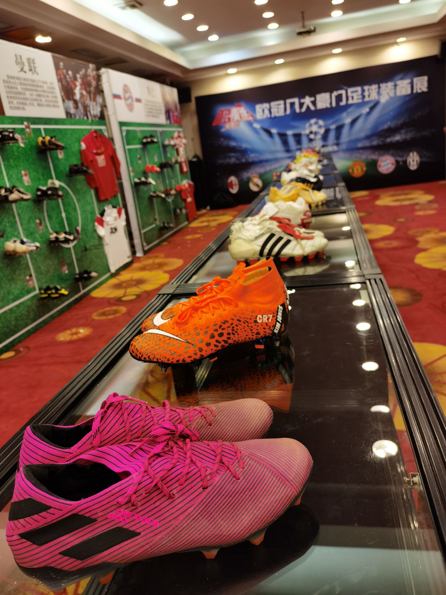 关于纷纷起舞!豪门足球队的冠军之路的信息 关于纷纷起舞!豪门足球队的冠军之路的信息