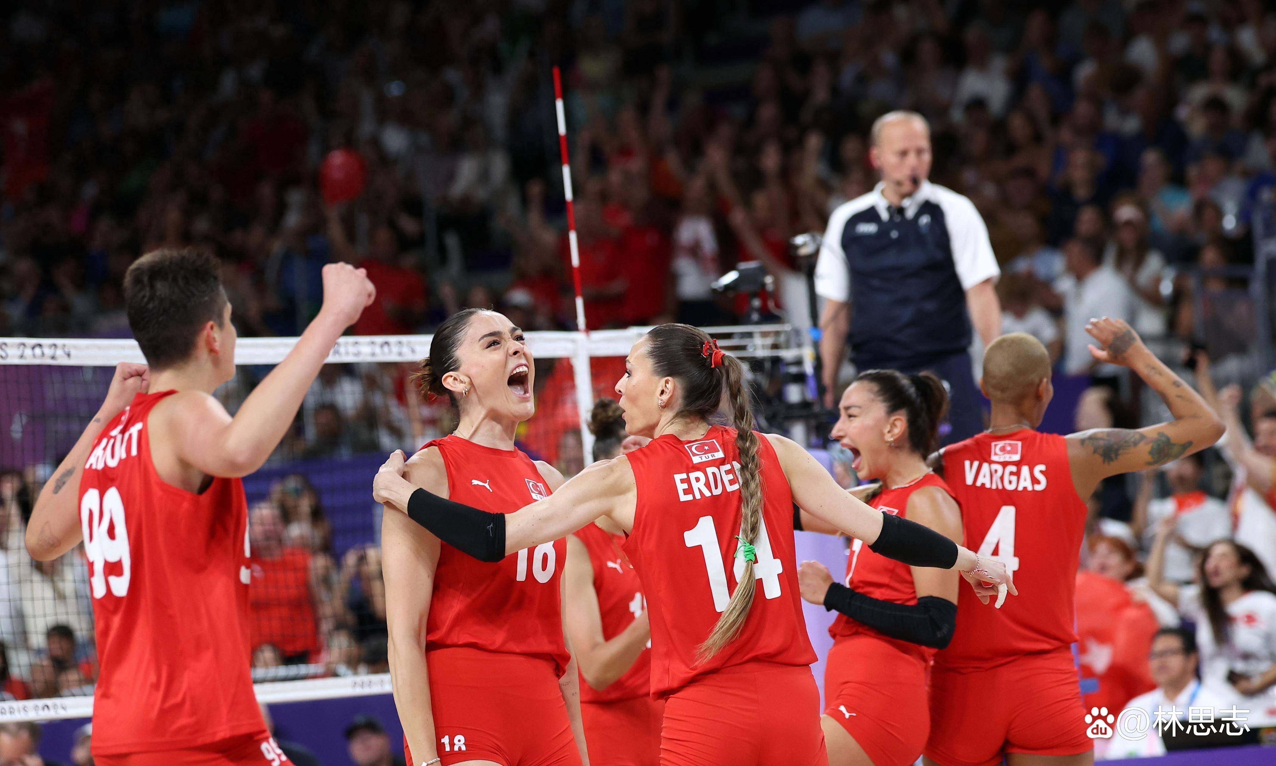 开云体育中国-波兰女足实力抢眼,获得关键胜利晋级四强的简单介绍