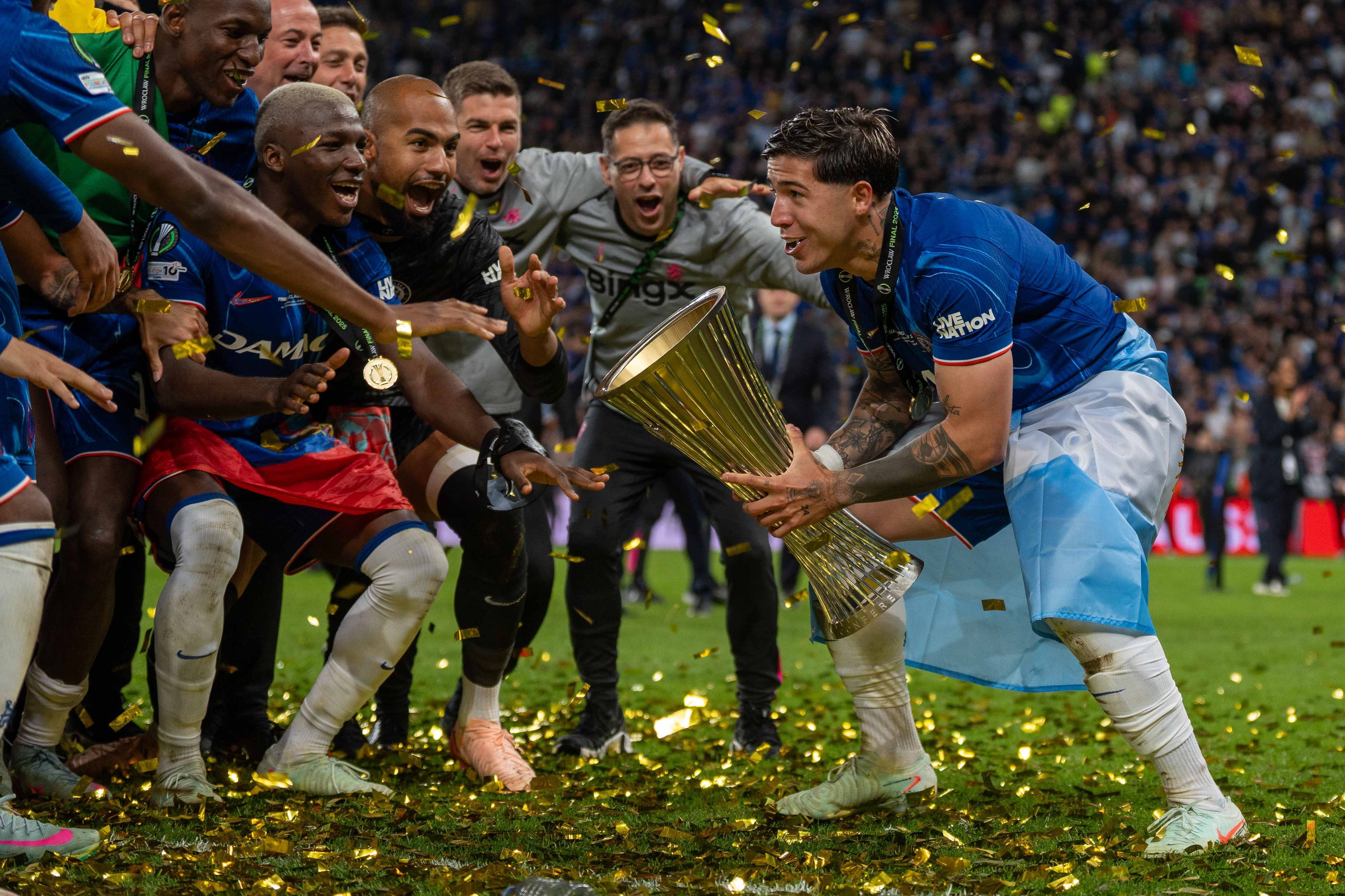 切尔西逆转赢球,球队实力备受认可 切尔西逆转赢球,球队实力备受认可