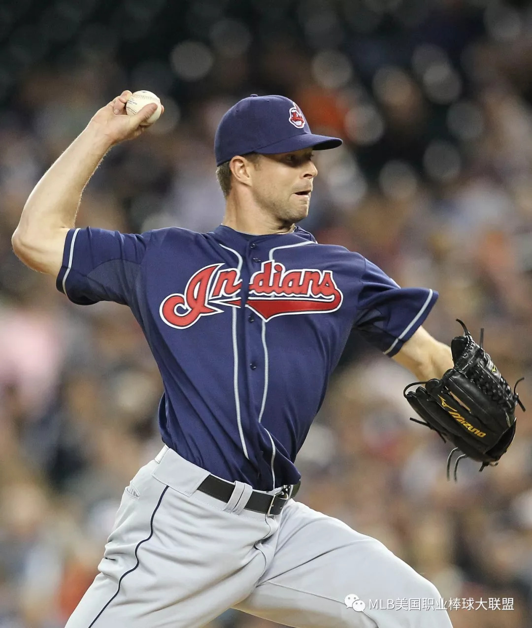 棒球传奇谢幕，球迷泪洒赛场