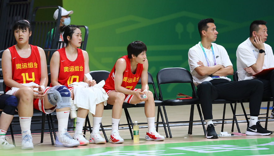 中国队碾压法国队，波尔带队取胜