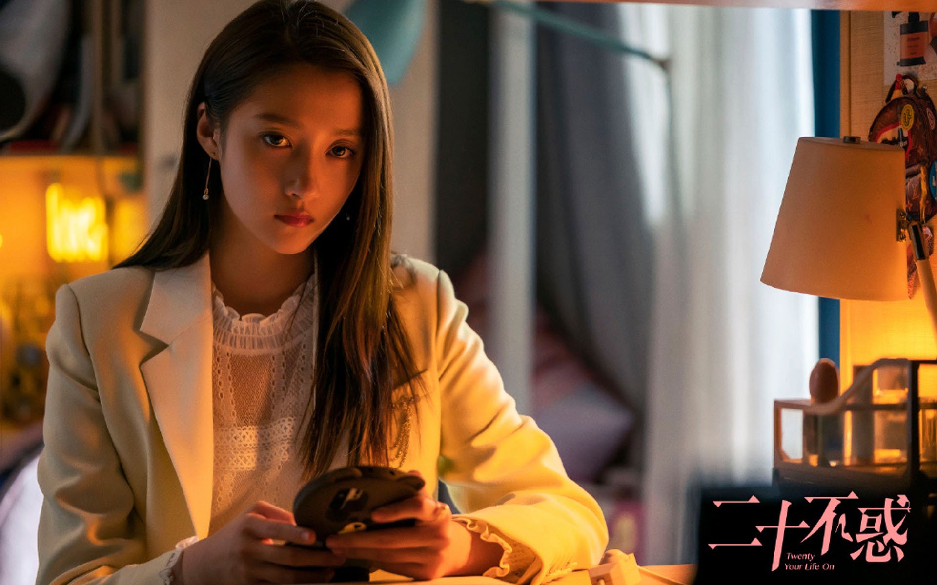 梅西自我救赎闪耀赛场，荷兰惊险击败乌拉圭—赛事风云录