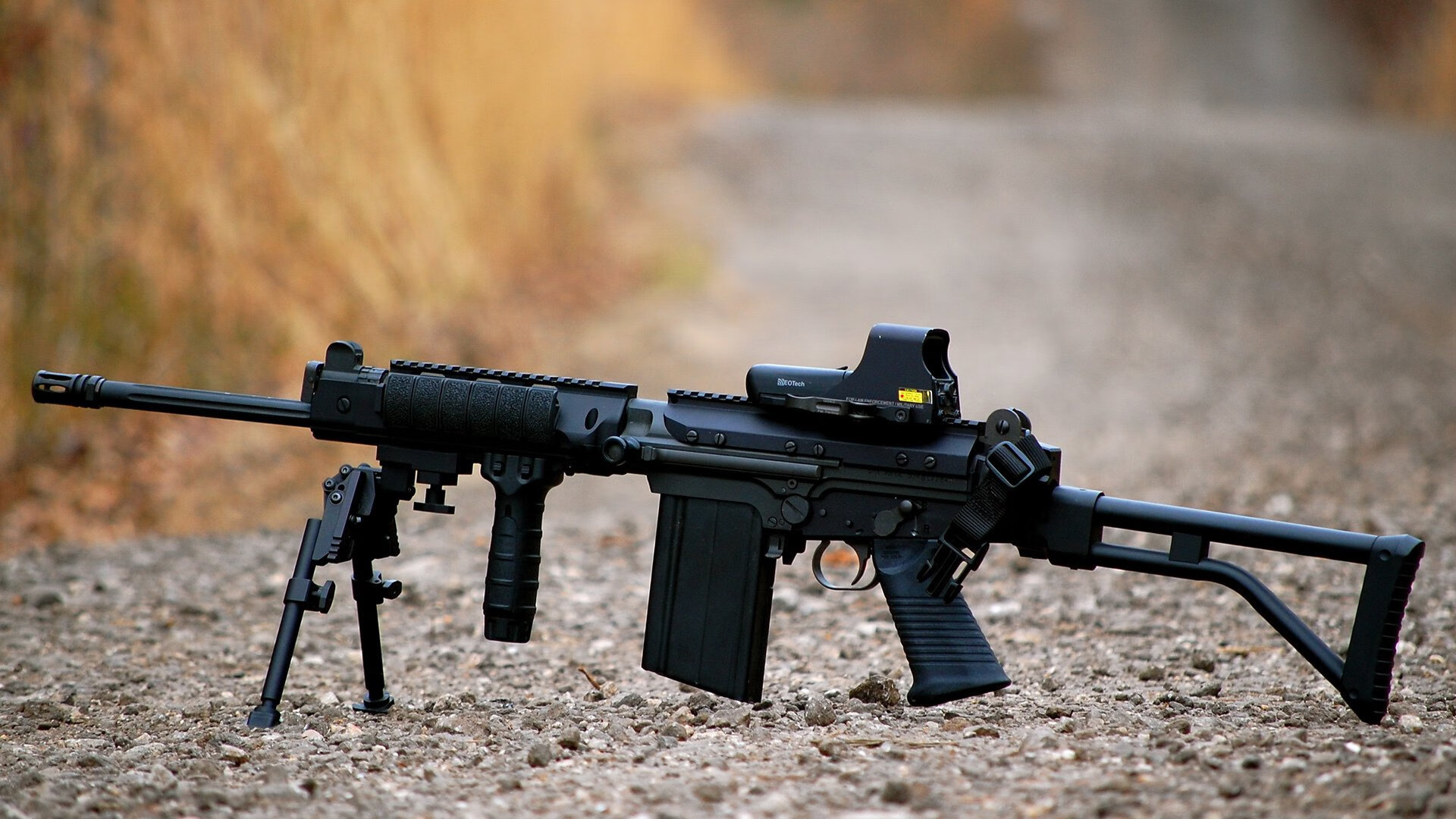 NBA双雄日，爱德华兹领军告捷，湖人险胜热火续写辉煌