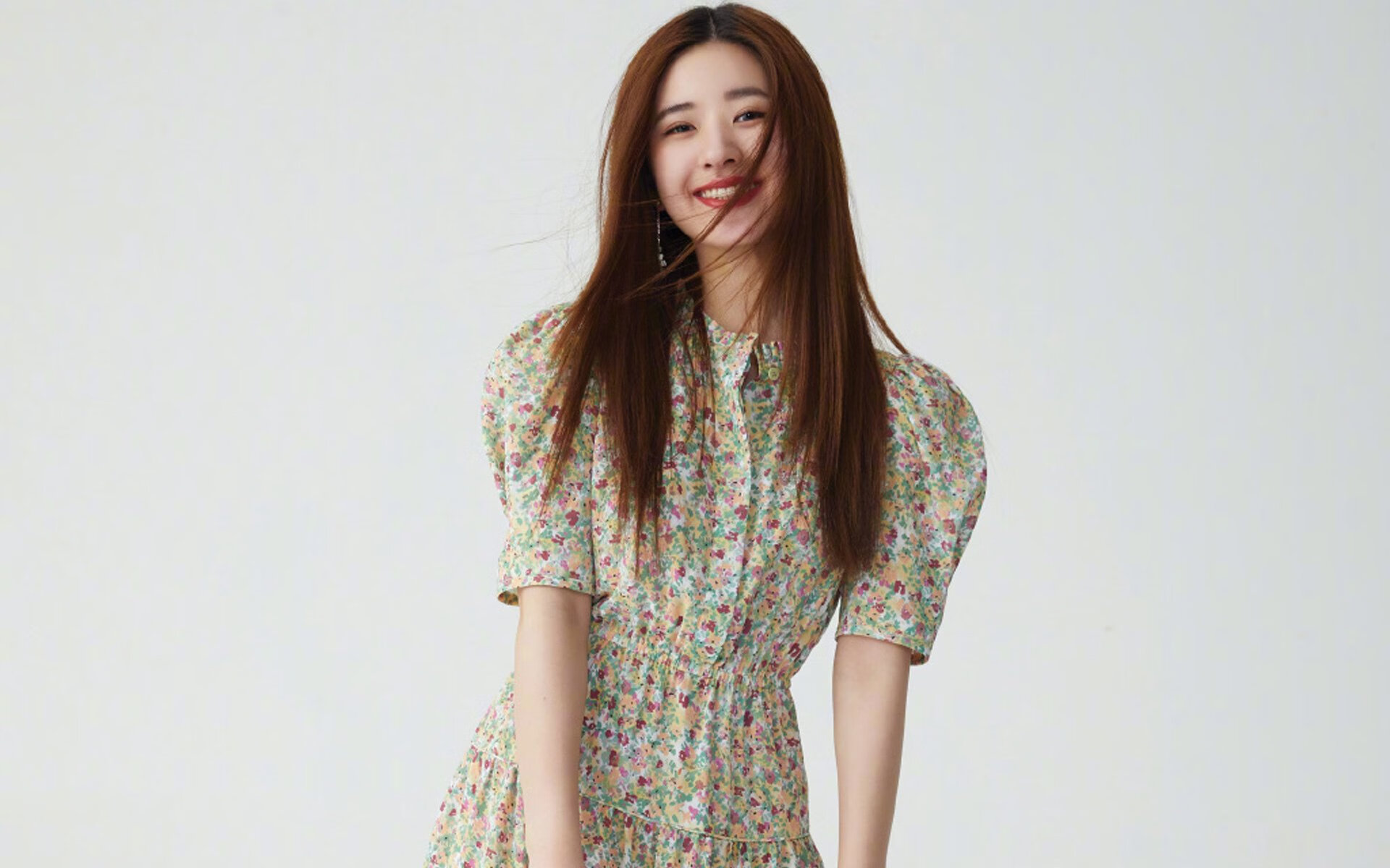 切尔西力量碾压荷兰，萨卡关键先生一锤定音