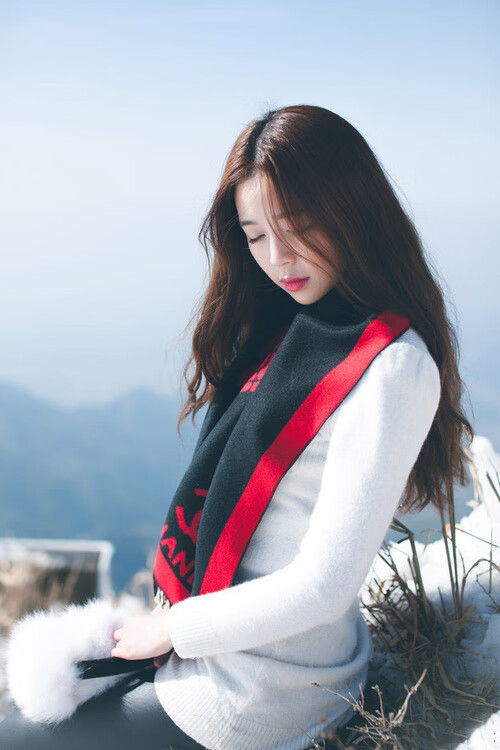 太阳的余晖还未散尽，黎明的冲锋号已然响起