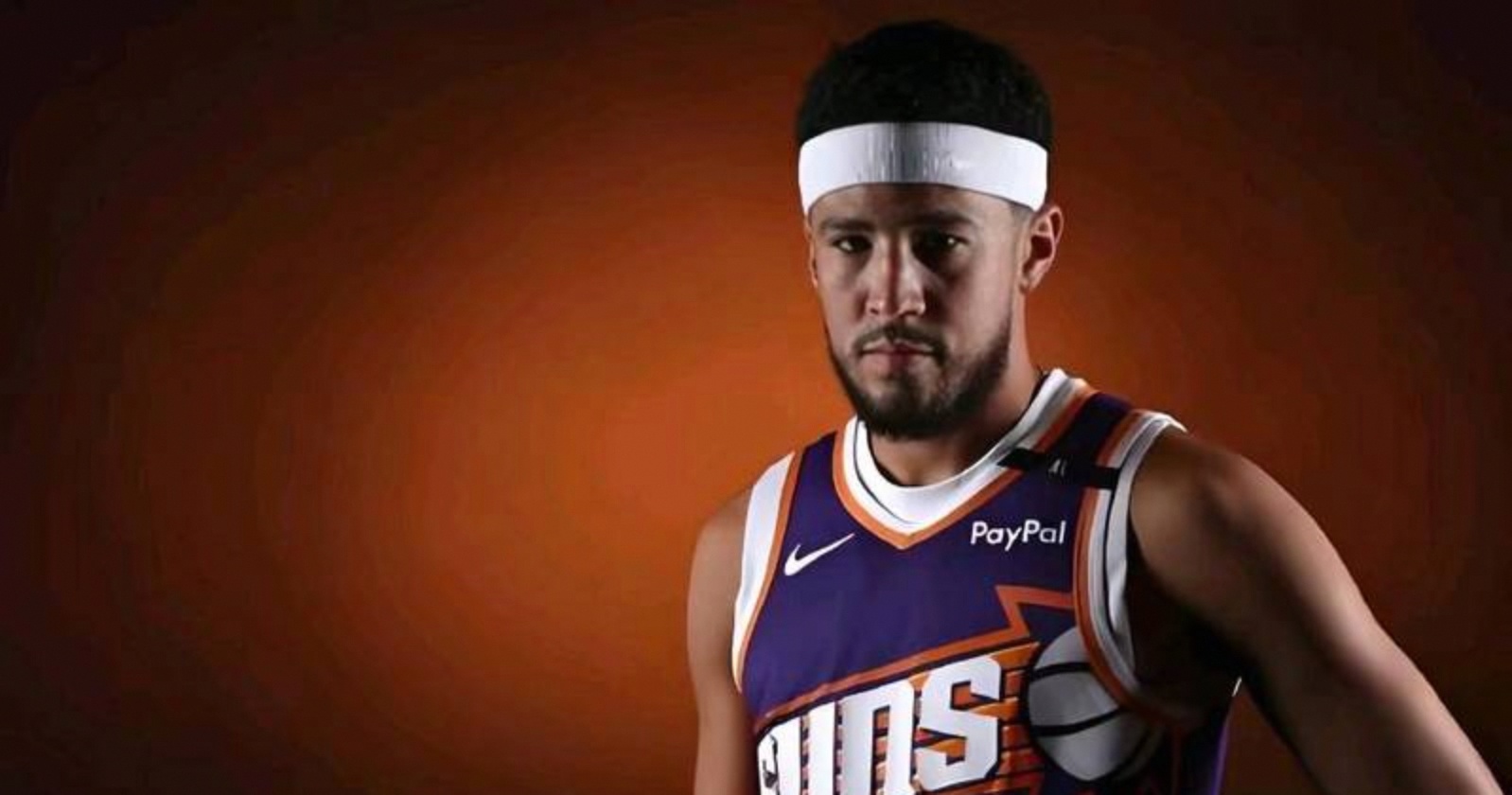 步行者对阵骑士,布克带动全队节奏 步行者对阵骑士,布克带动全队节奏