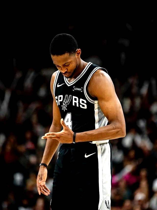 开云APP-福克斯个人能力完全展现，灰熊硬仗取胜黄蜂